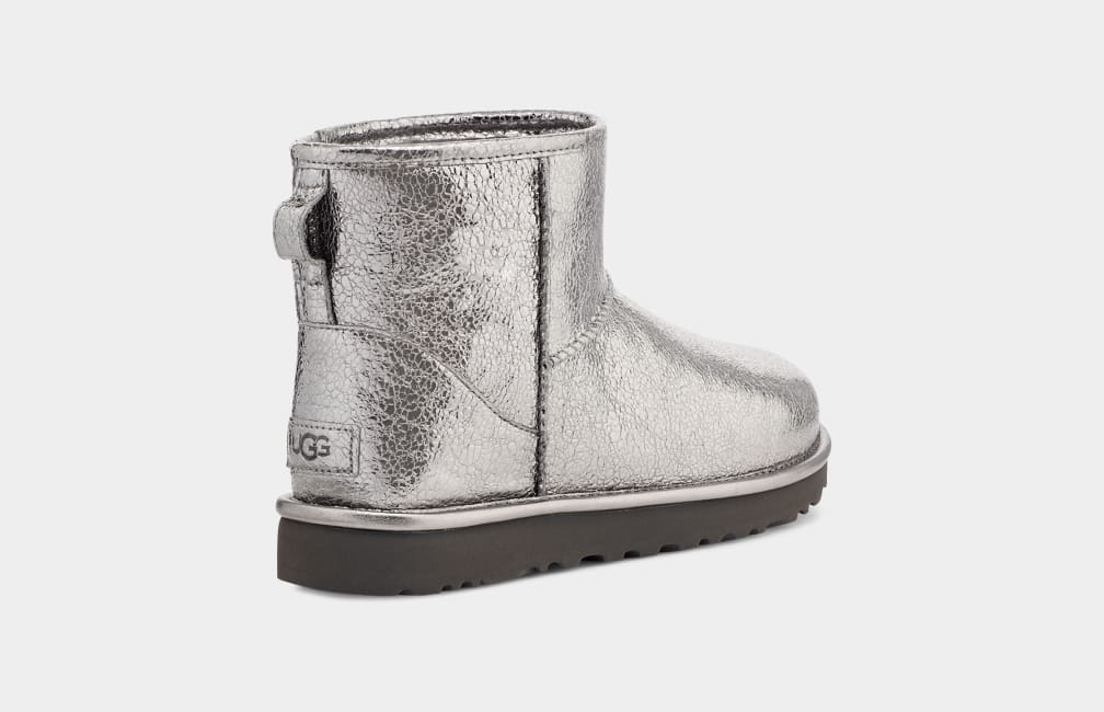 Classic mini on sale metallic uggs