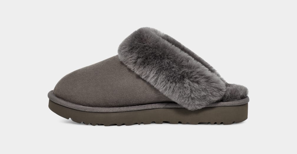Grey top uggs slides