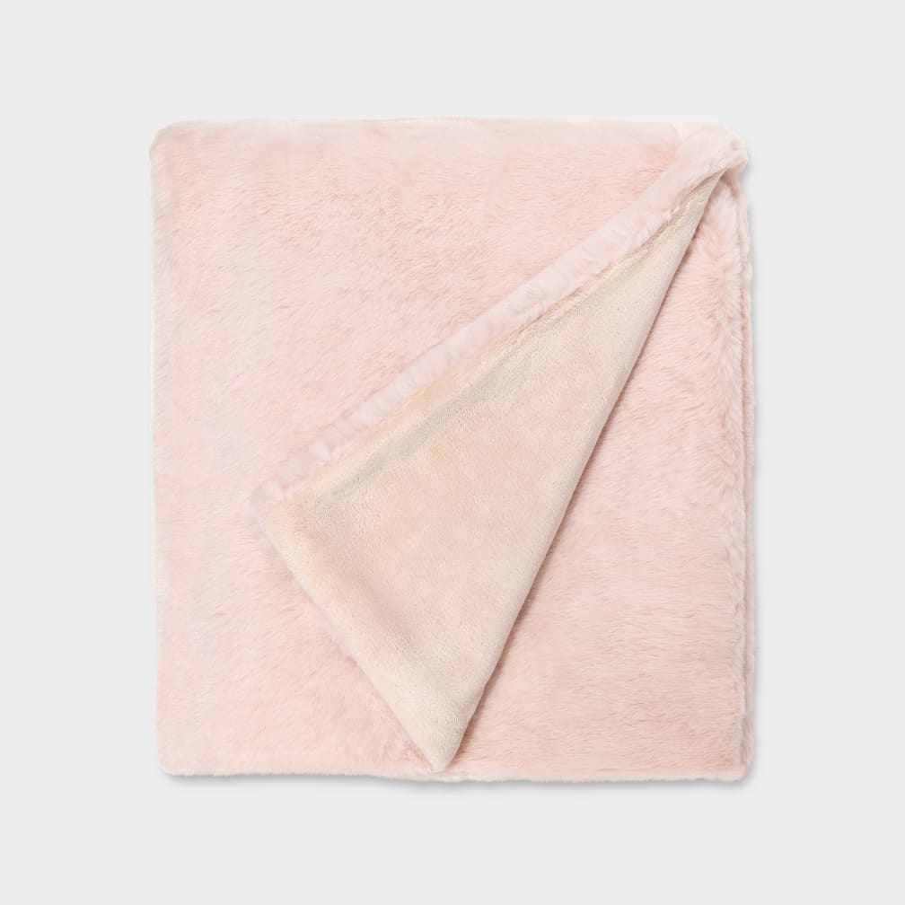 UGG® Euphoria Throw for Home UGG® Europe