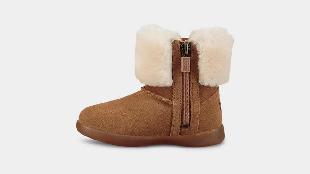 Ugg crianca best sale