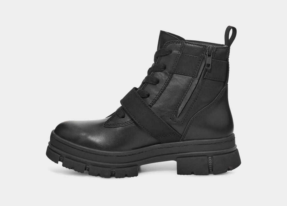 UGG Ashton Short Boots in Black