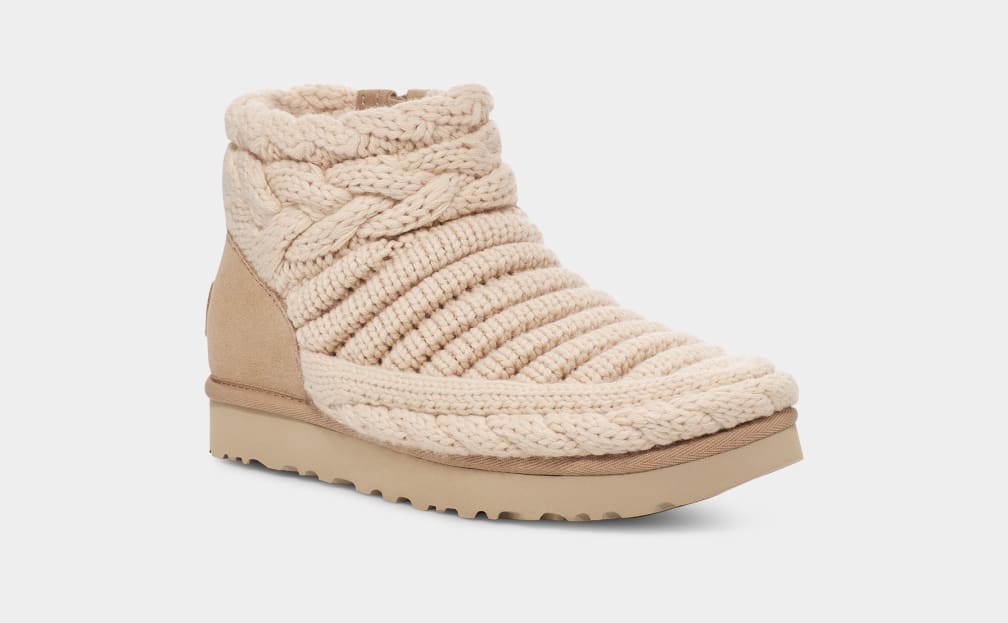 Ugg classic top knit boot