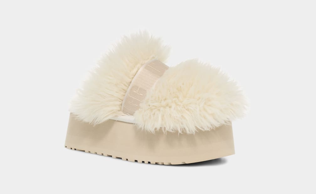 Ugg fluff 2025 momma boots