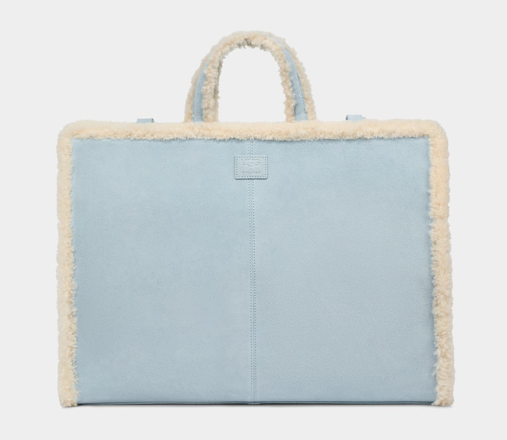 Telfar LARGE Shopping Bag REVIEW // Is This Iconic Shopping Tote Too Big or  Just Right For You? 