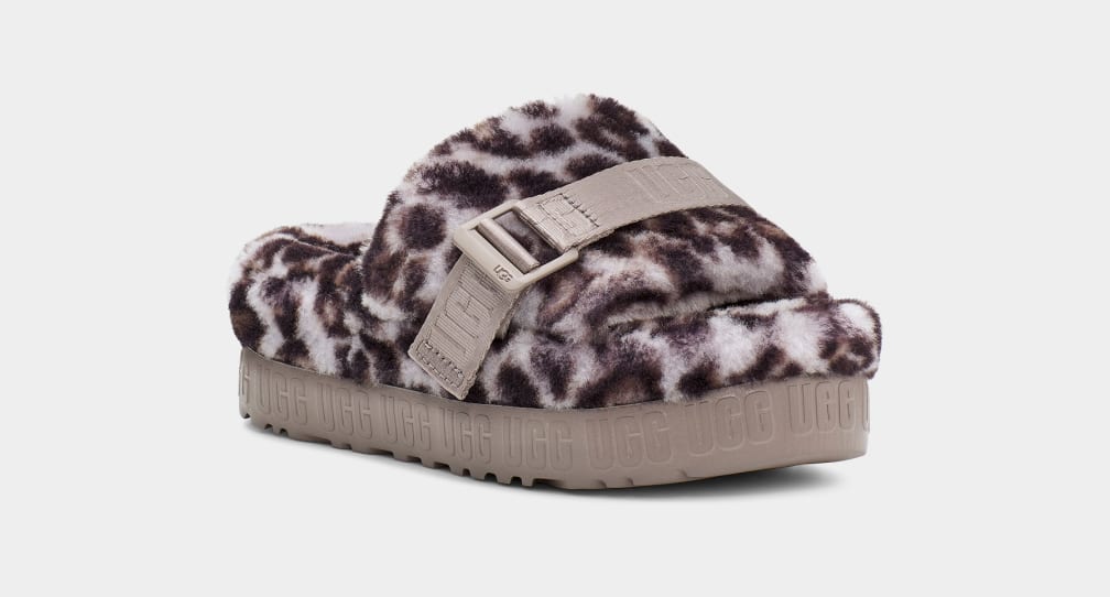 Leopard print discount uggs womens