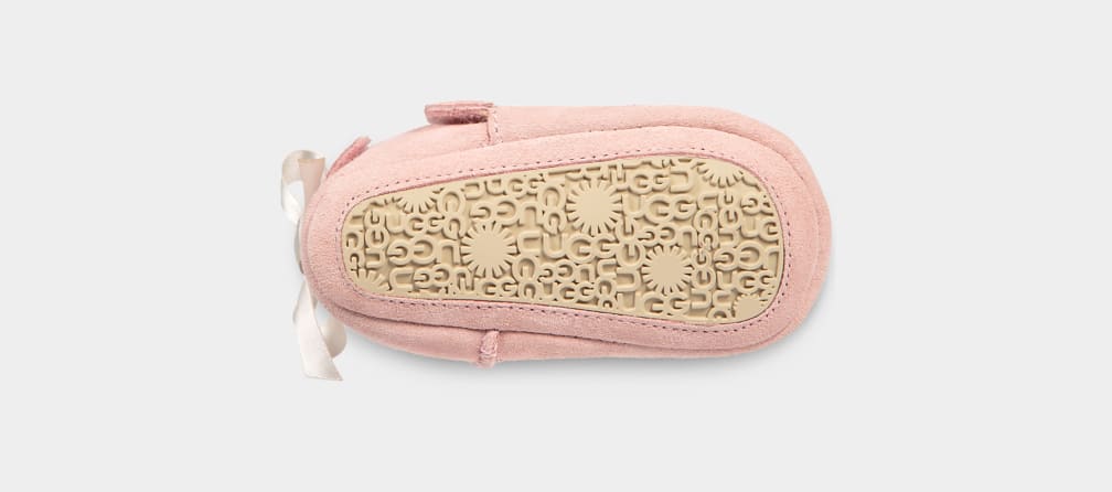 Ugg jesse 2025 bow pink