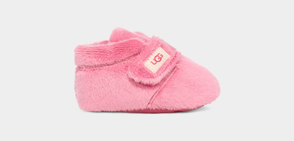 Bixbee Bootie and Lovey Blanket for Babies | UGG® Canada Official