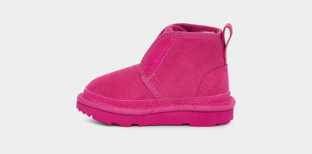 Pink hot sale ugg neumel