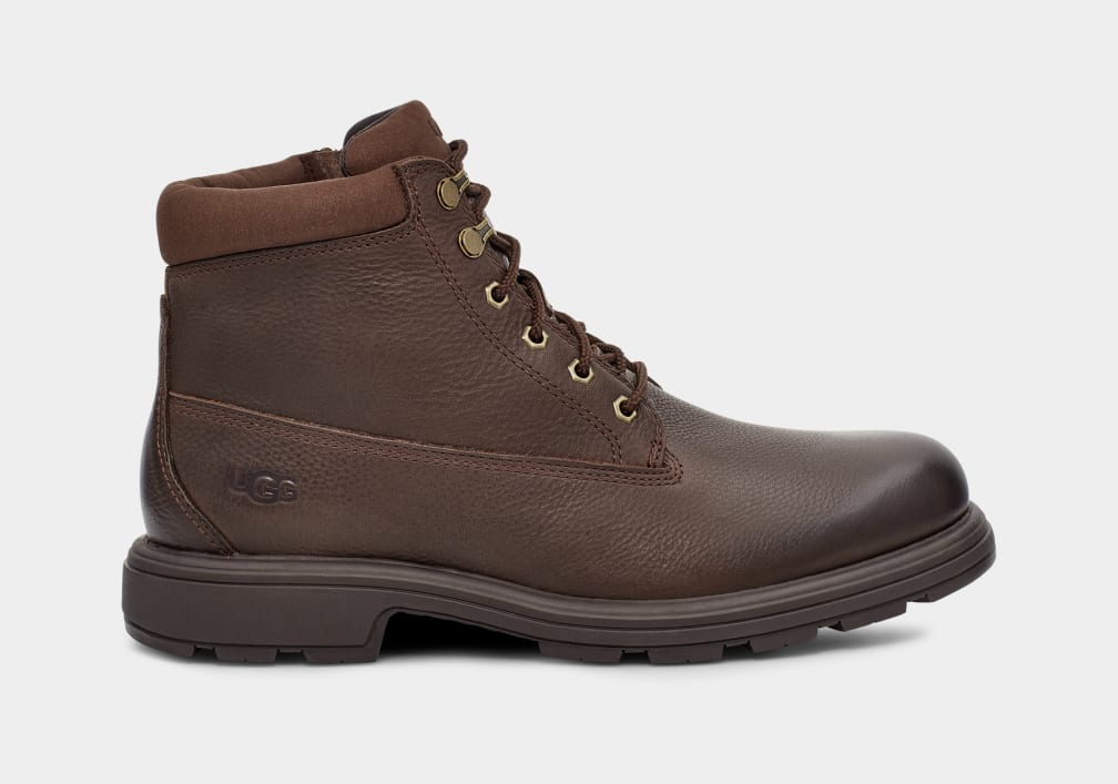 Ugg montgomery boots new arrivals