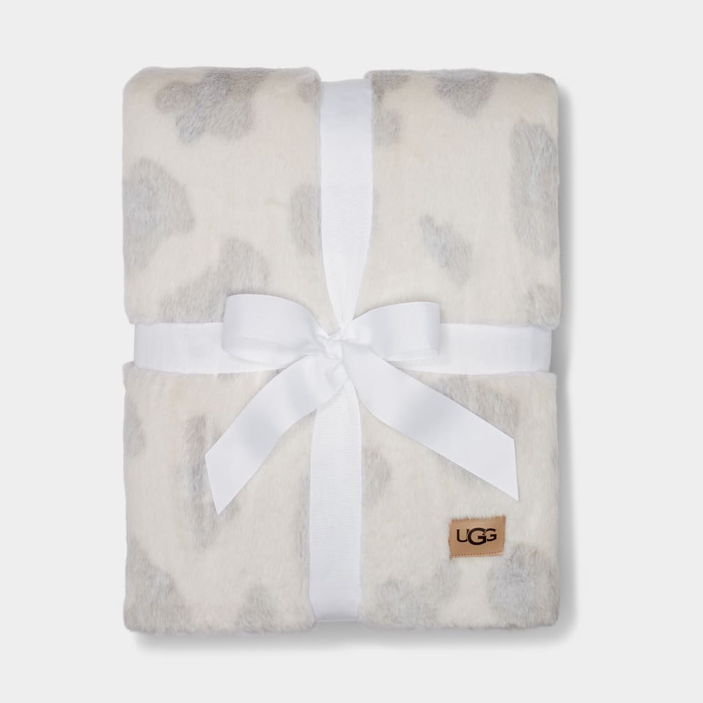 Ugg blanket 2025
