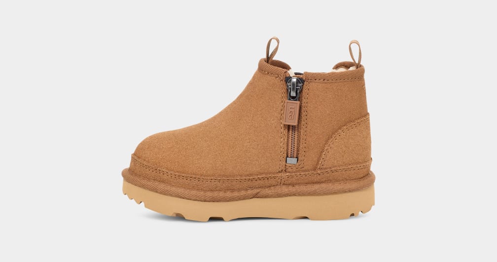 Kids ugg best sale chelsea boots
