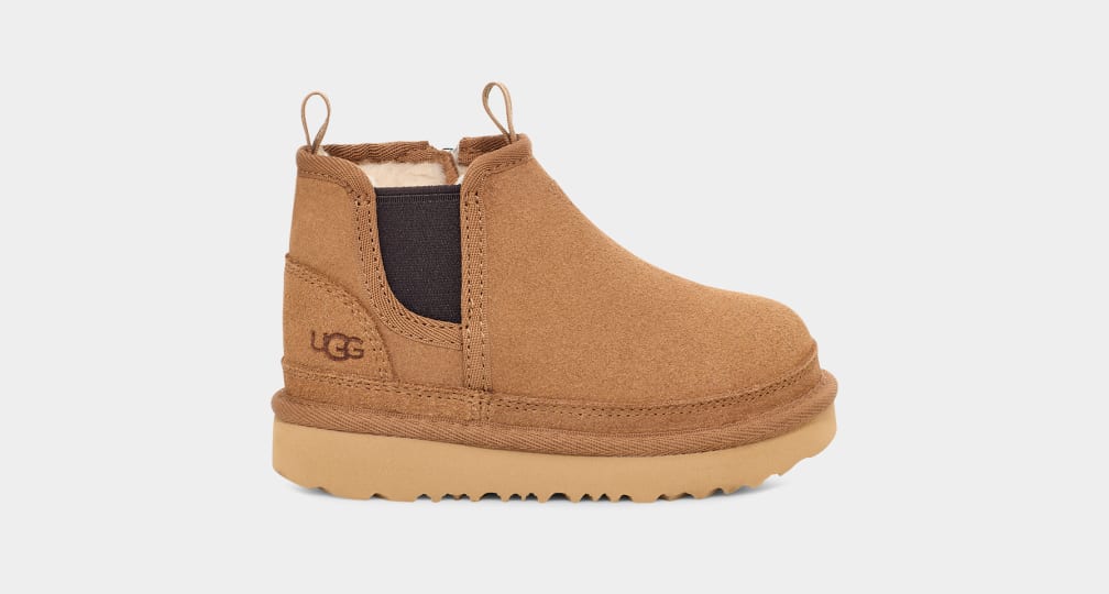 UGG Neumel Chelsea Boot for Kids UGG
