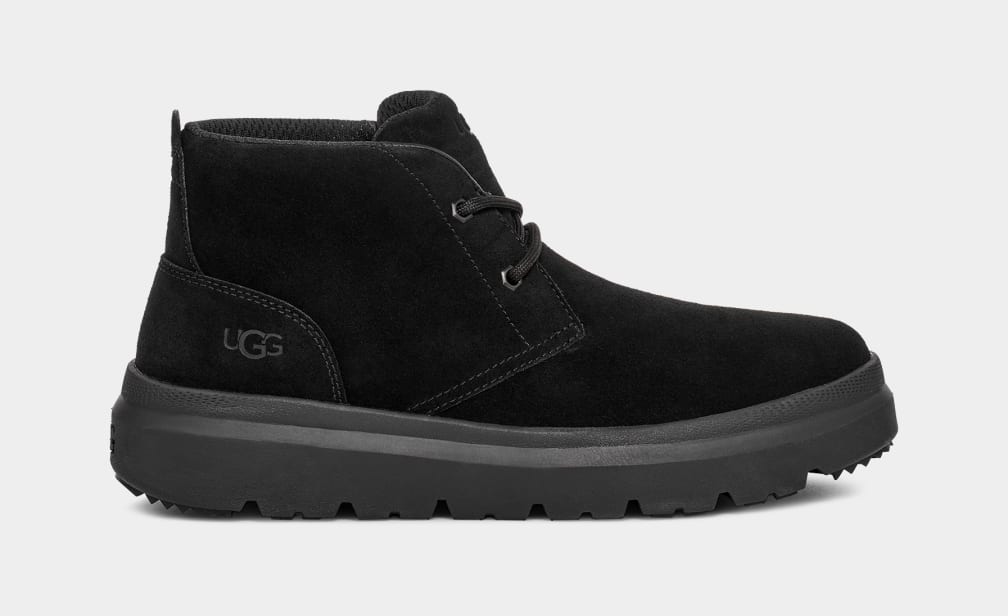 Black top ugg chukka
