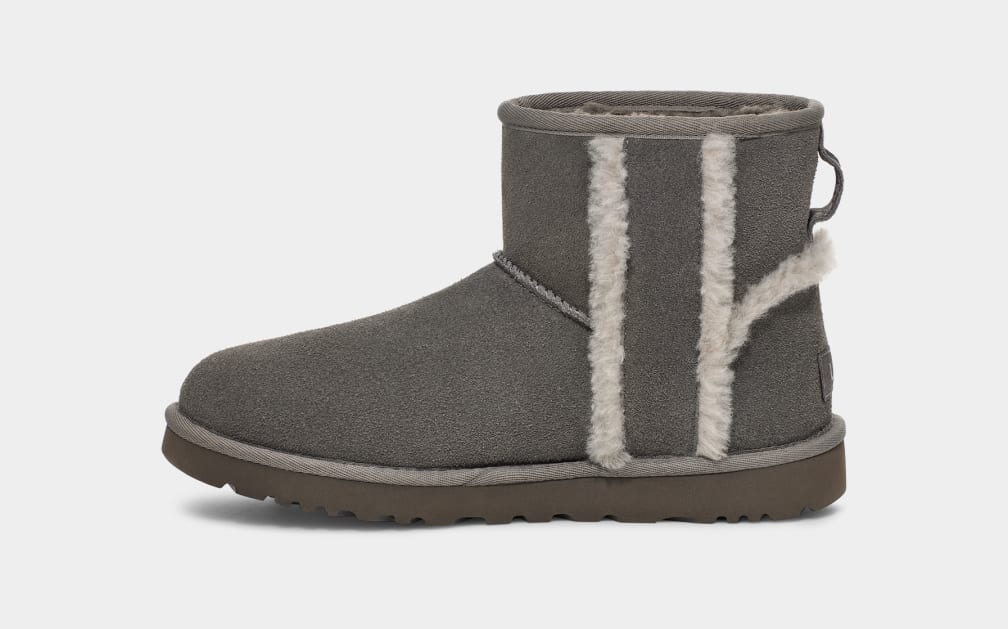 Ugg clearance mini logo