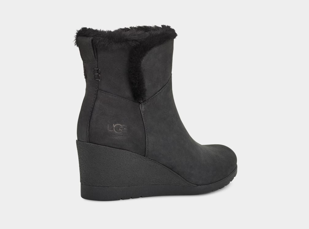 UGG® Devorah Ankle Boot for Women  UGG® EU
