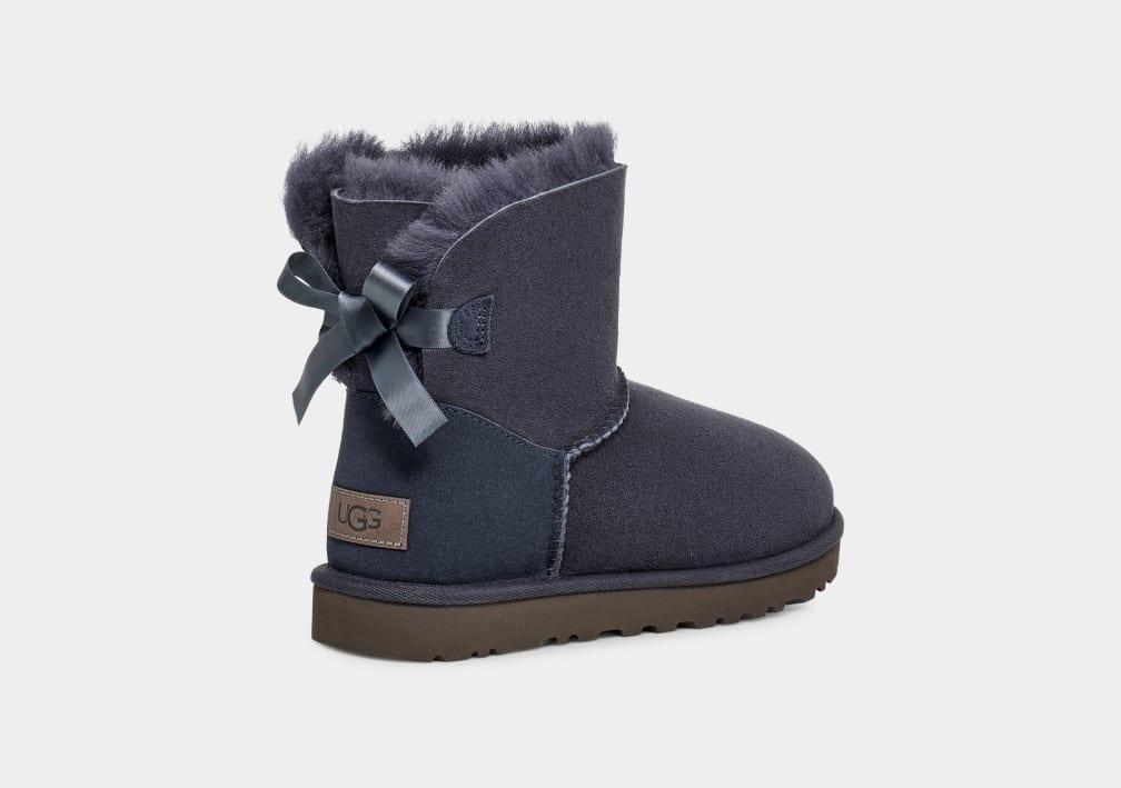 Ugg mini bailey bow 2025 schwarz sale