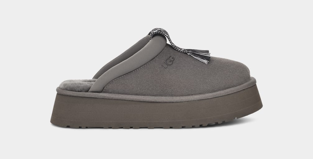 Ugg points top