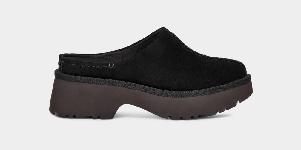 Black best sale ugg clogs