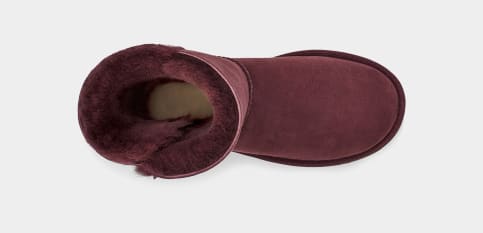 Burgundy boy hot sale uggs