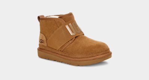 Ugg deals neumel seal