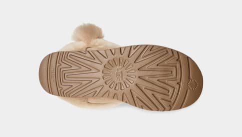 Ugg classic discount mini wisp