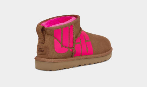 Uggs top hot pink