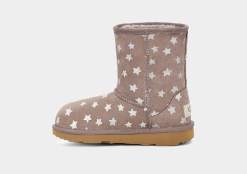Ugg classic shop short stars