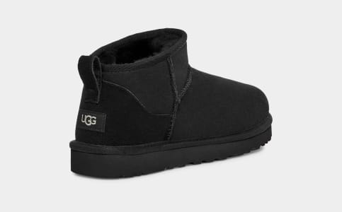 Ugg classic 2025 mini neri