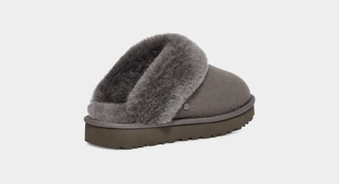 Classic water resistant slipper store ugg