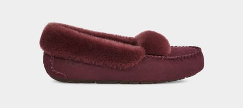 Maroon discount ugg slippers