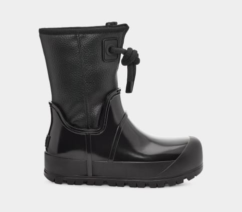 Ugg toggle boots deals