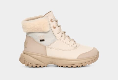 Ugg 2025 fluff boot