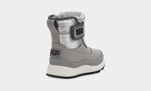 Ugg beck waterproof hot sale snow boot
