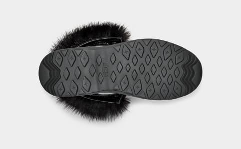 Ugg adirondack quilted hot sale ski boot in black