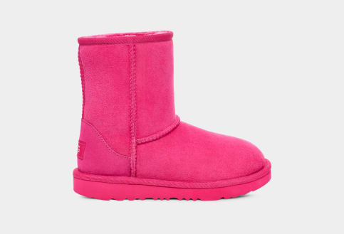Pink best sale classic uggs