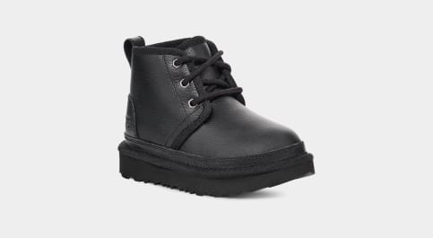 Black uggs outlet boys
