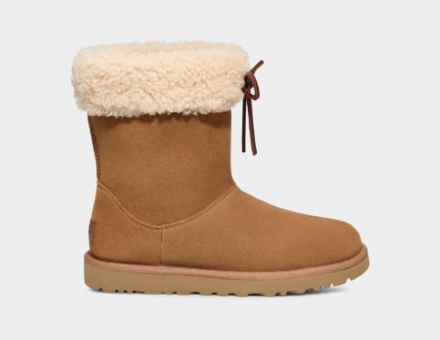 Ladies short ugg deals boots