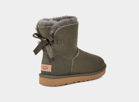 Bella online bow uggs