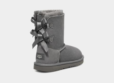 Gray bailey deals bow uggs