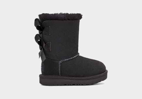 Black bow tie uggs 2025
