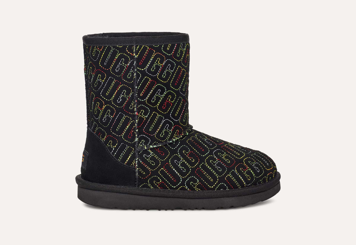UGG Classic II Graphic Stitch Boot for Kids UGG UK