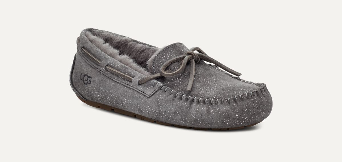 Ugg dakota shoes deals
