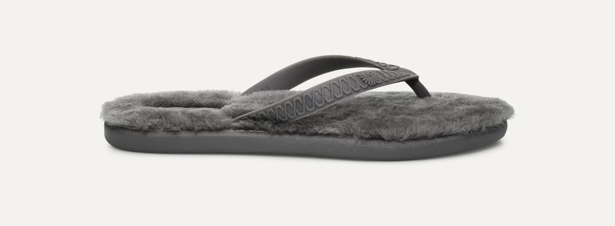 Ugg sheepskin flip flops top