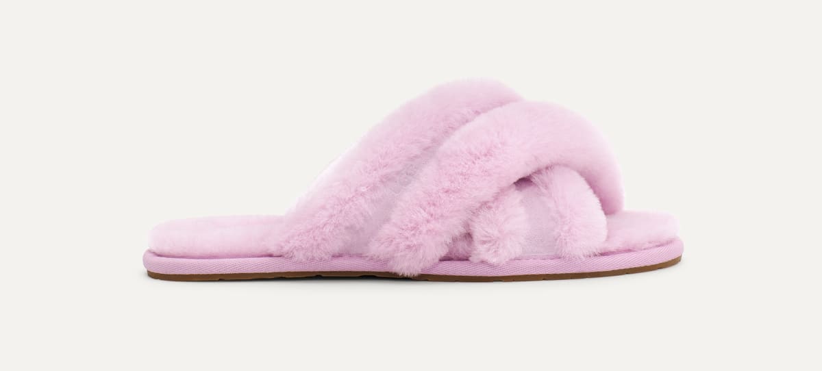 Abela genuine shearling flip flop outlet