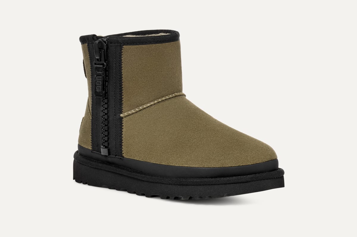 Classic mini leather waterproof boot ugg discount