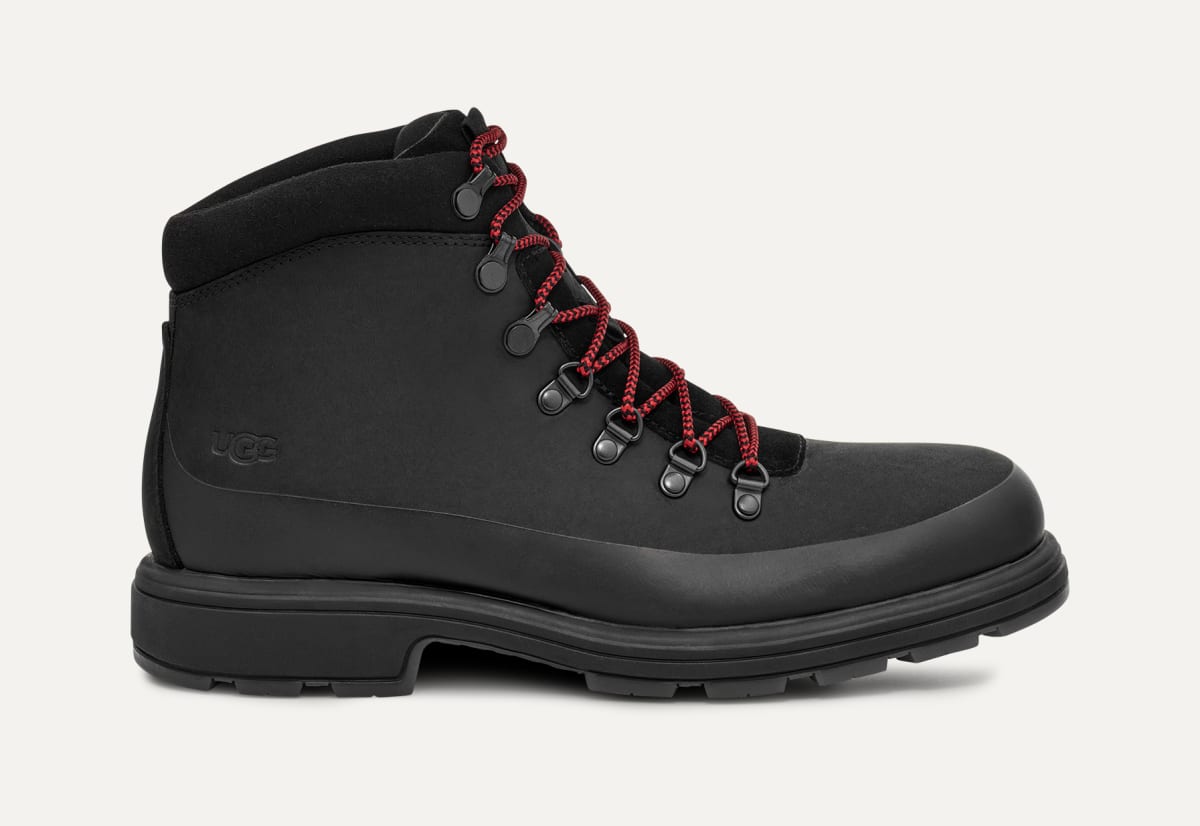Ugg mountain boots outlet