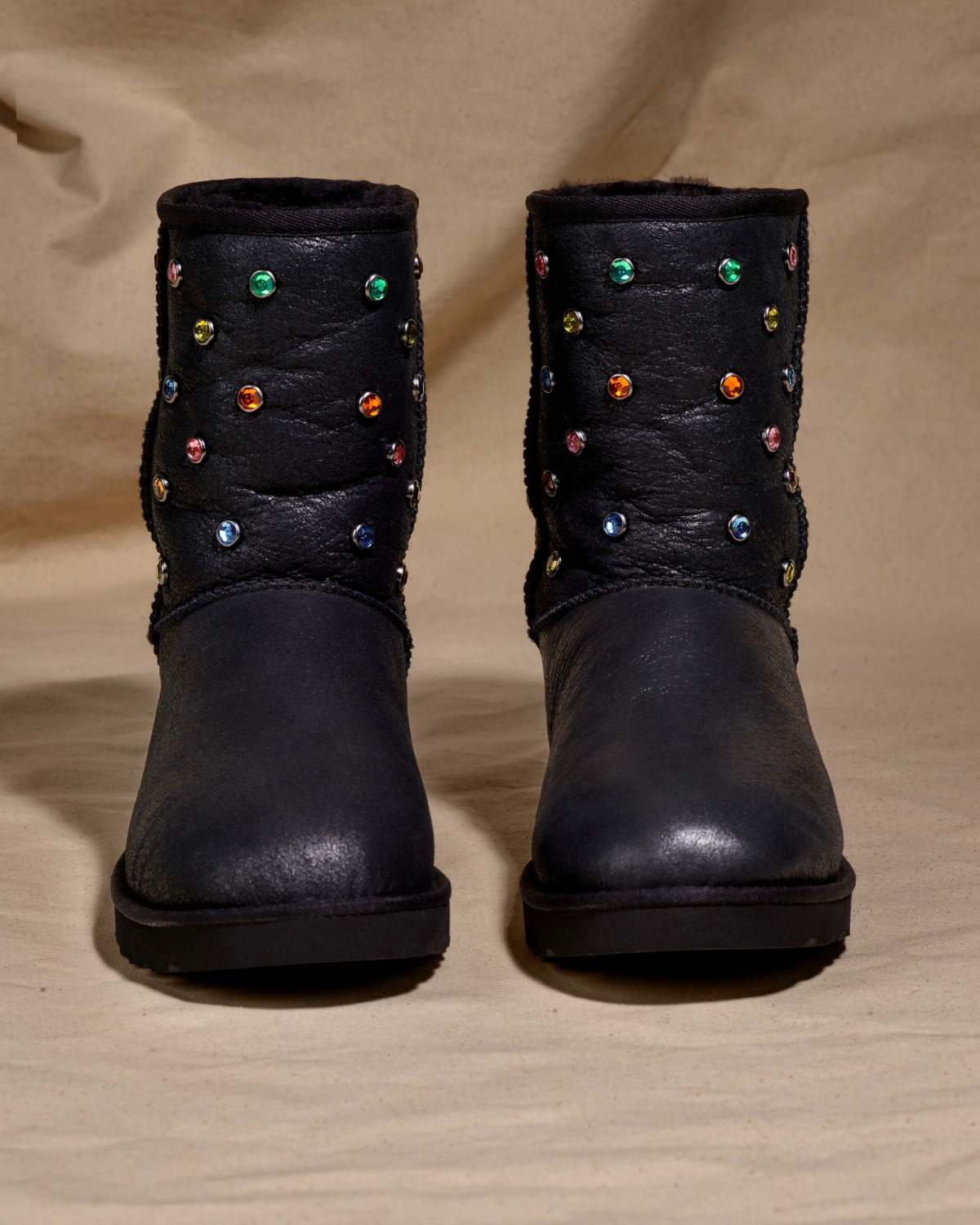 UGG UGG GALLERY DEPT. Classic Short for All UGG