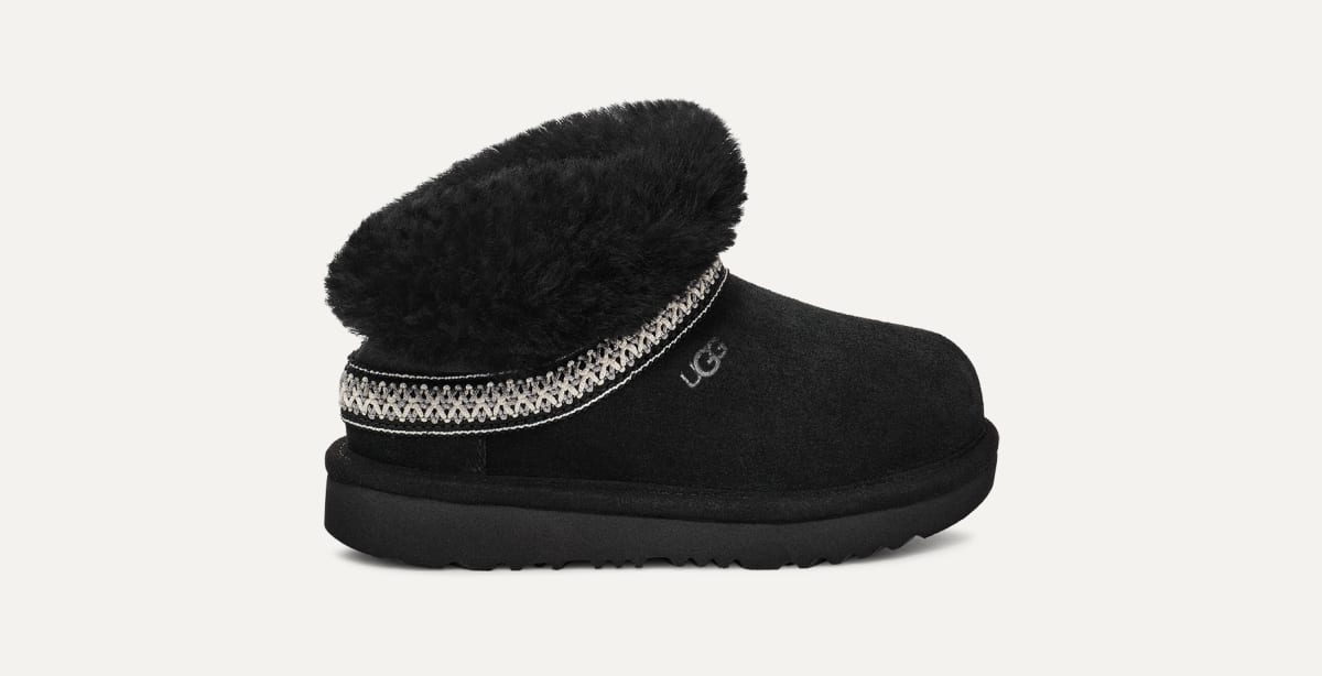 Black kid uggs best sale