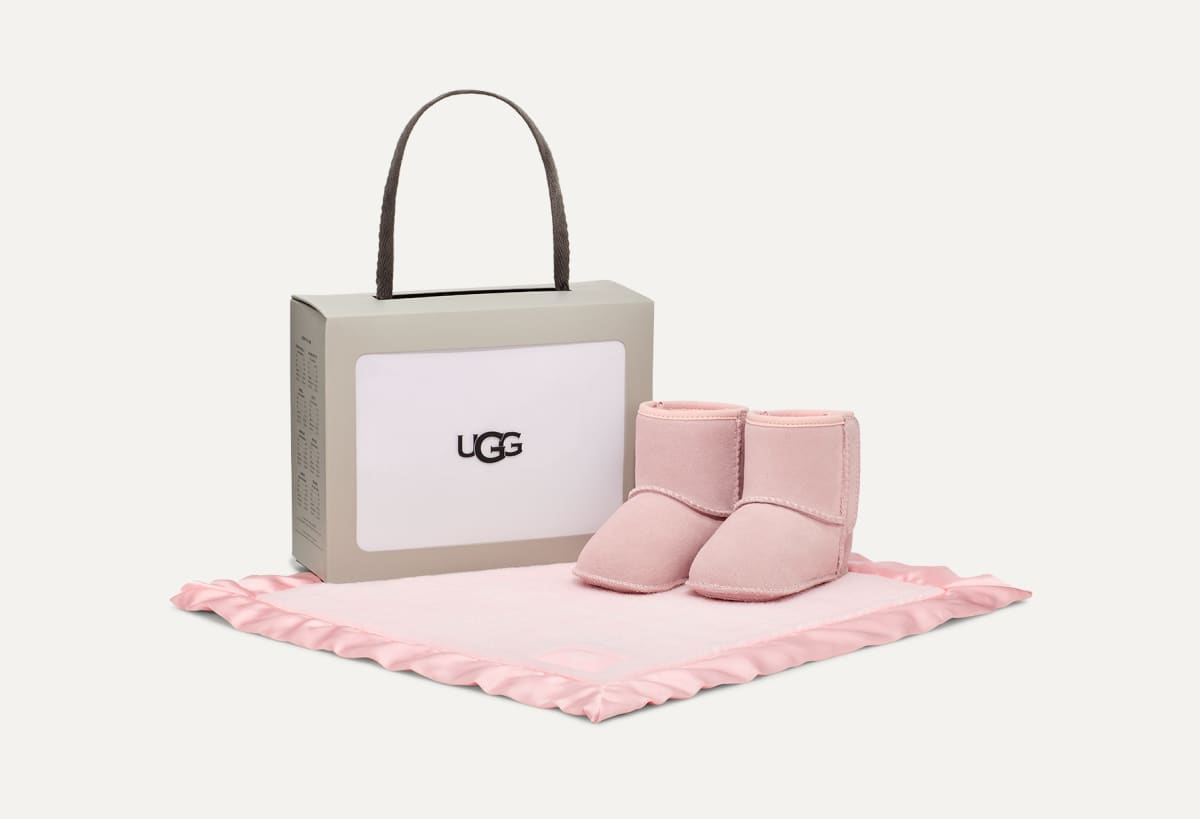 UGG Classic Boot and Lovey Blanket for Babies UGG Portugal