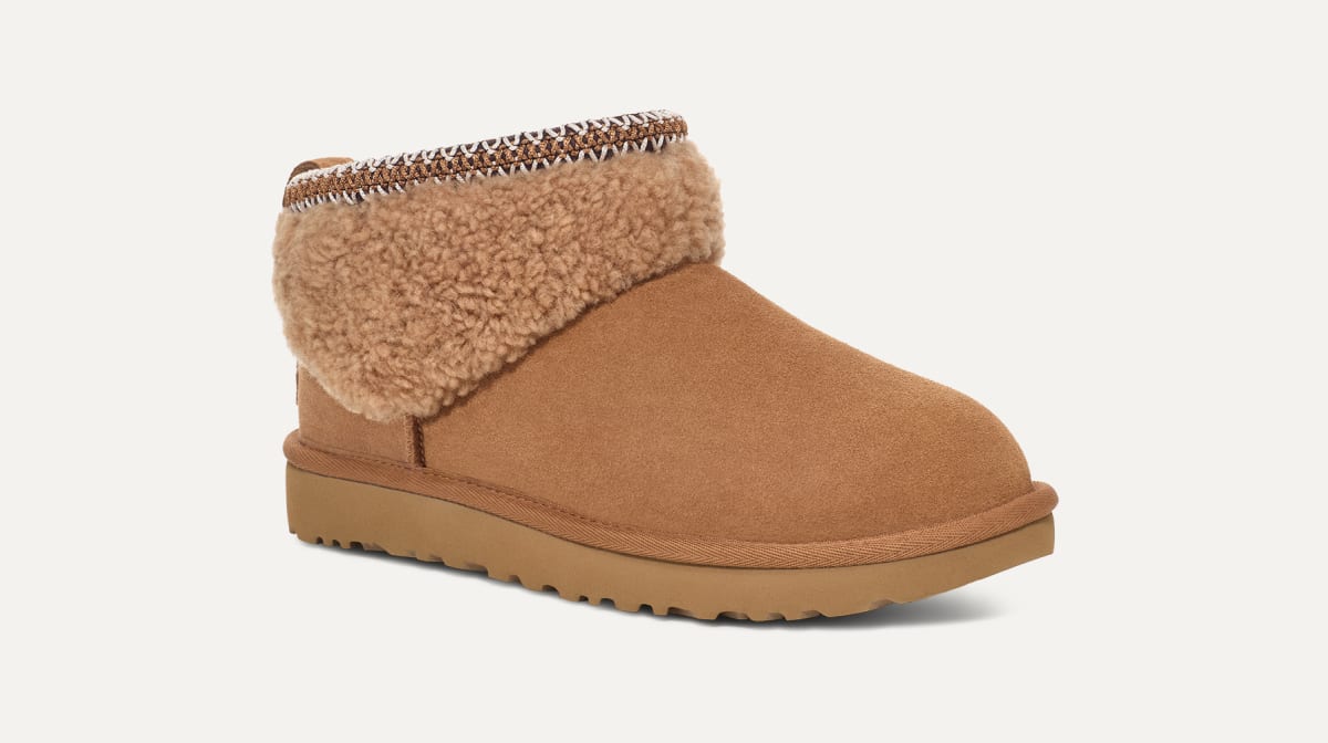 UGG Classic Ultra Mini Maxi Curly Boot for Women UGG UK